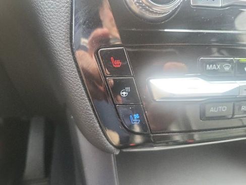 Used 2021 Ford Explorer Limited w/ Equipment Group 301A image 14