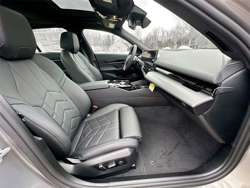 New 2026 BMW 530i xDrive 530i xDrive w/ M Sport Package image 29