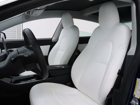 Used 2020 Tesla Model 3 Long Range AWD/4WD image 9