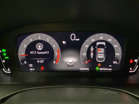 Used 2023 Acura Integra A-Spec FWD image 17