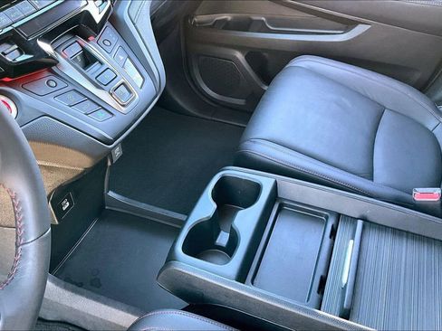 Certified 2023 Honda Odyssey Sport image 18