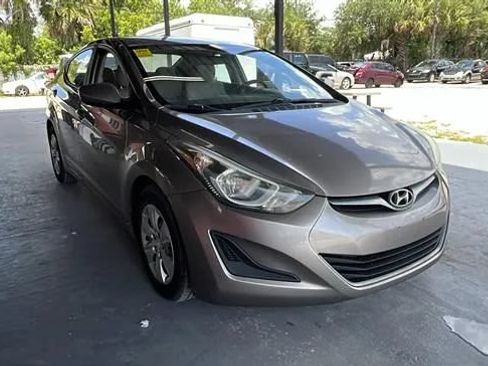 Used 2016 Hyundai Elantra SE FWD image 9