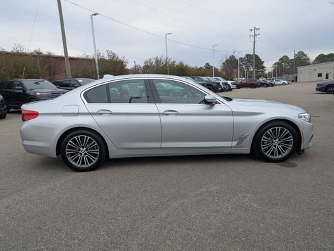 Used 2019 BMW 530i image 3