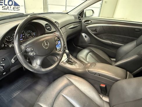 Used 2004 Mercedes-Benz CLK 320 Coupe image 18