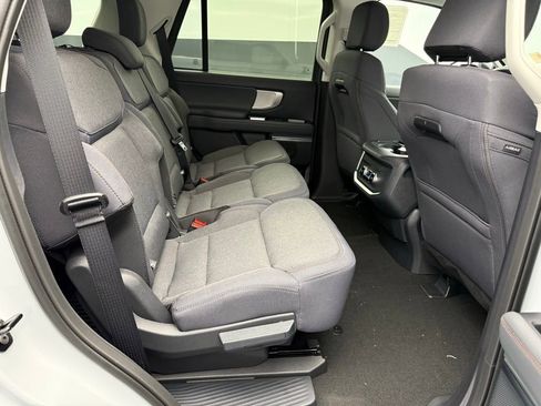 New 2025 Ford Expedition Active image 65