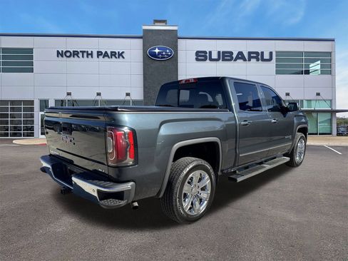 Used 2018 GMC Sierra 1500 SLT image 3