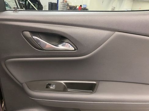 Used 2024 Chevrolet Blazer LT w/ Convenience Package image 33