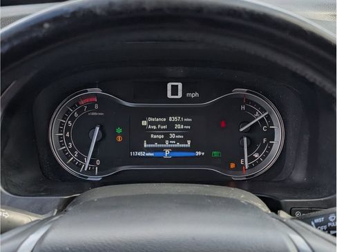 Used 2017 Honda Ridgeline RTL image 18