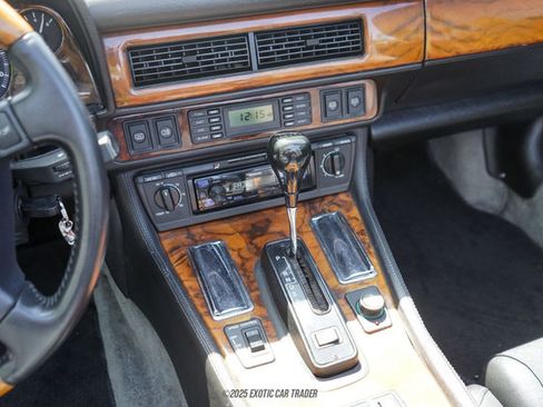 Used 1994 Jaguar XJS 4.0 Convertible image 36
