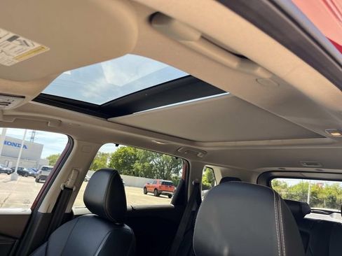 Used 2022 Nissan Rogue SL w/ SL Premium Package FWD image 15
