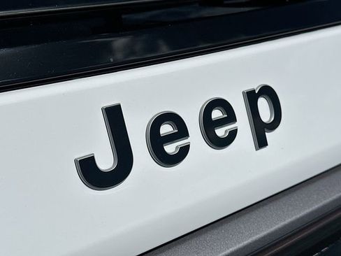 New 2026 Jeep Grand Wagoneer 4WD w/ Quick Order Packge 29V Upland image 19