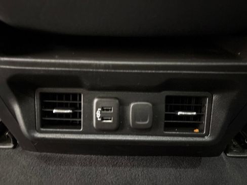 Used 2019 GMC Sierra 1500 SLE w/ Preferred Package AWD/4WD image 37