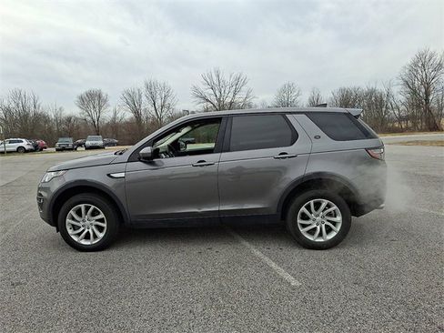 Used 2017 Land Rover Discovery Sport HSE image 7