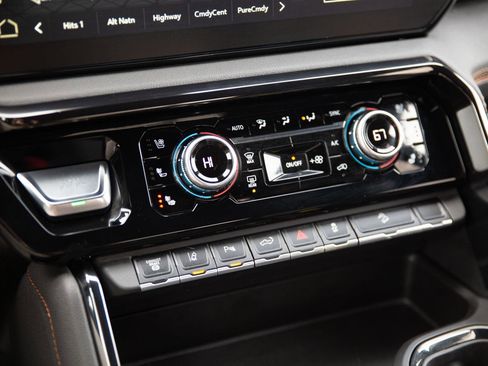 Certified 2024 GMC Sierra 2500 AT4 w/ AT4 Premium Plus Package image 16