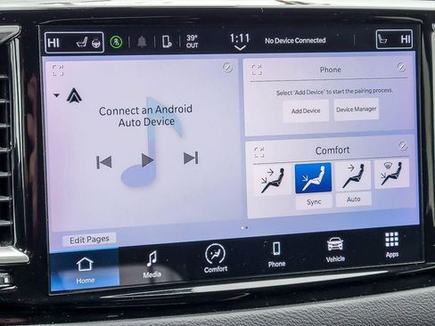 Used 2023 Chrysler Pacifica Touring-L image 15