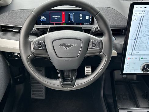 Used 2021 Ford Mustang Mach-E Premium image 14