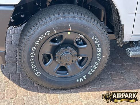 New 2025 RAM 2500 Tradesman AWD/4WD image 10