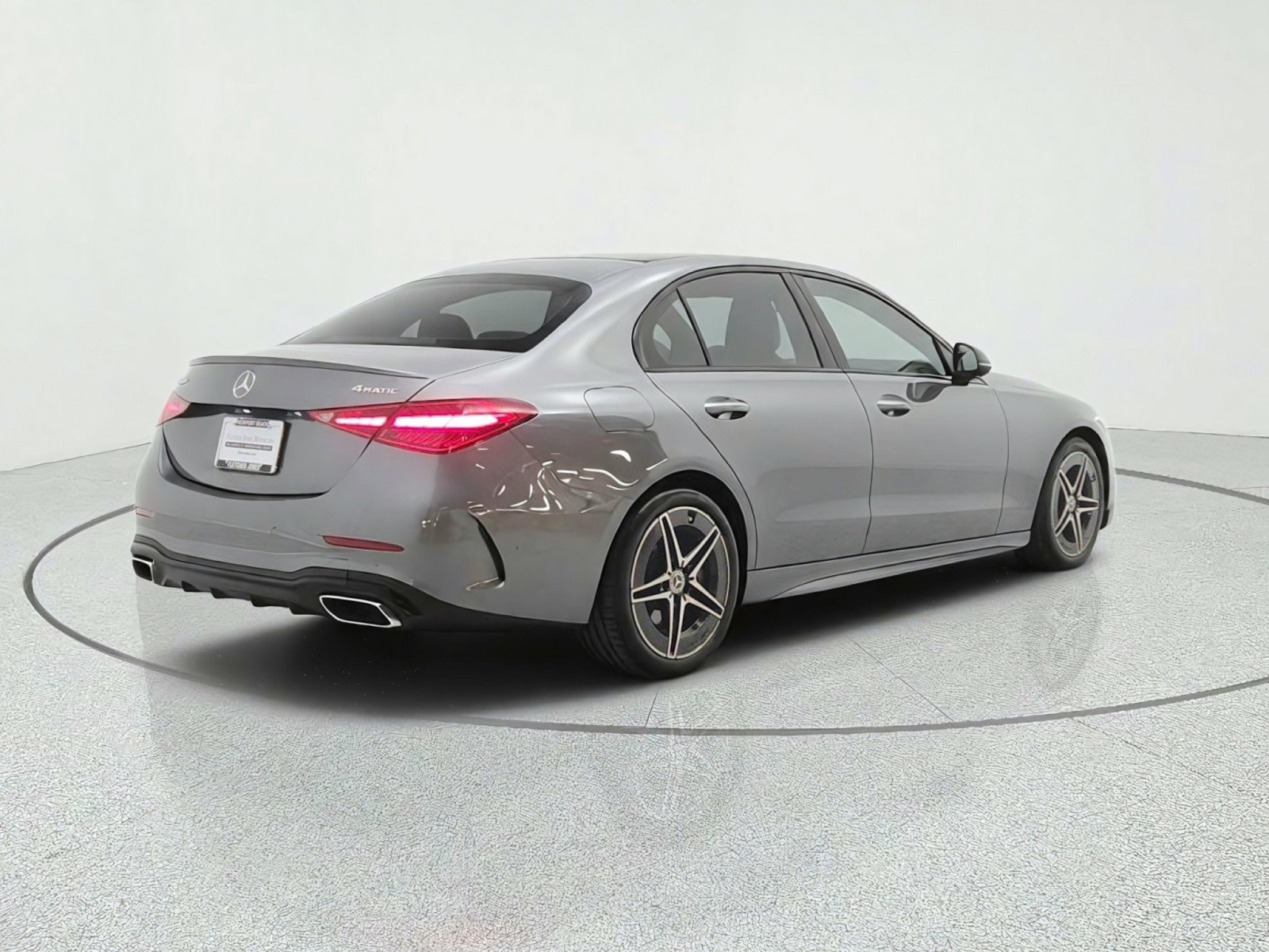 Used 2024 Mercedes-Benz C 300 4MATIC Sedan image 5