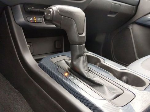 Used 2018 Chevrolet Colorado Z71 image 13