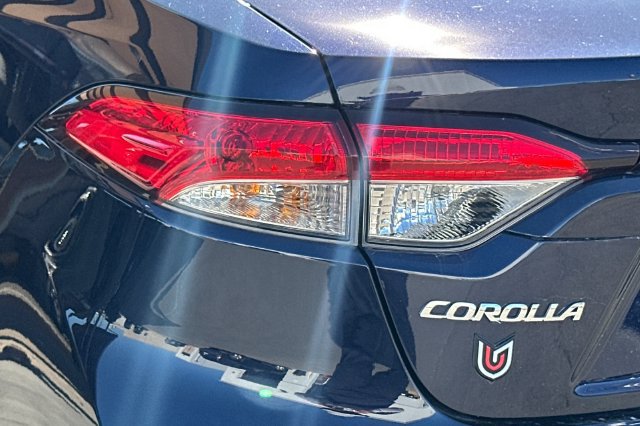 Used 2025 Toyota Corolla LE FWD image 13