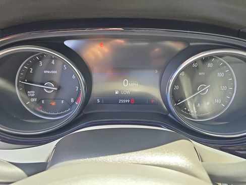 Used 2021 Buick Encore GX Preferred w/ Sport Touring Package FWD image 27