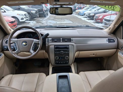 Used 2013 Chevrolet Avalanche LT w/ Suspension Package, Off-Road image 15