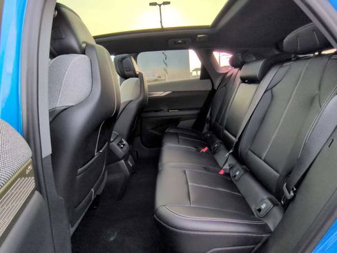 New 2025 Cadillac Optiq Luxury 1 image 25