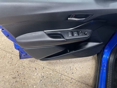 Used 2018 Toyota C-HR XLE image 12