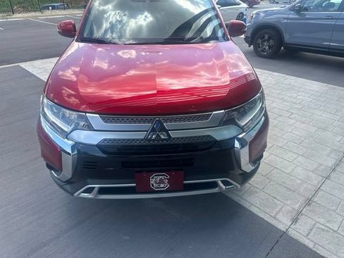 Used 2020 Mitsubishi Outlander SE FWD image 11