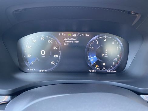 Used 2022 Volvo S60 B5 Momentum w/ Premium Package image 31