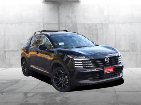 New 2026 Nissan Kicks SR w/ SR Premium Package image 2