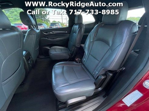 Used 2024 Buick Enclave Premium image 29