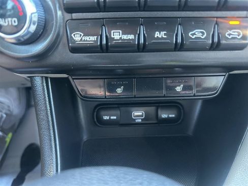 Used 2022 Kia Sportage LX w/ LX FWD Value Edition Package image 32