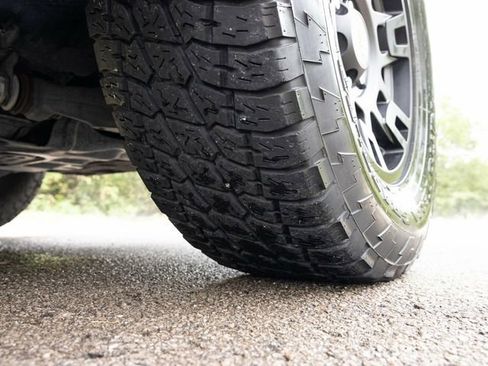 Used 2018 Toyota 4Runner TRD Off-Road Premium image 68