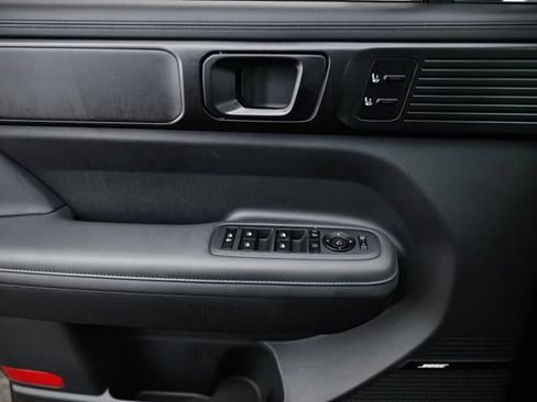 Certified 2025 Hyundai Santa Fe Calligraphy image 14