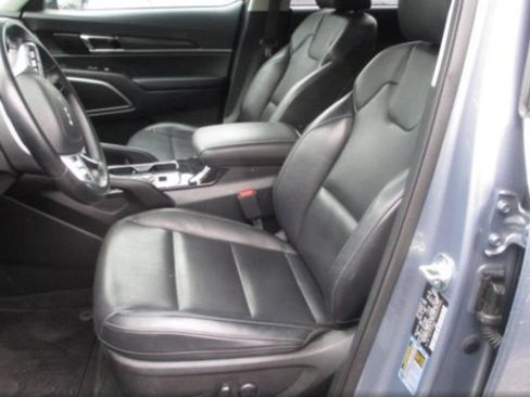 Used 2025 Kia Telluride S AWD/4WD image 8