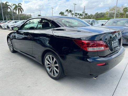 Used 2015 Lexus IS 250C image 5