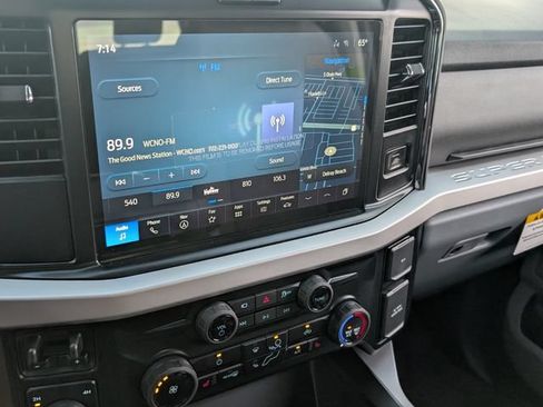 New 2026 Ford F250 XLT w/ XLT Premium Package AWD/4WD image 13