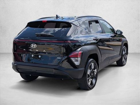 Used 2024 Hyundai Kona SEL AWD/4WD image 5
