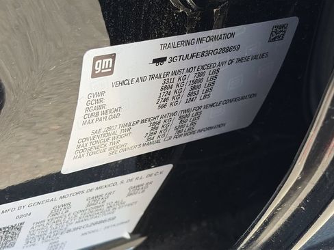 Used 2024 GMC Sierra 1500 AT4X AWD/4WD image 33
