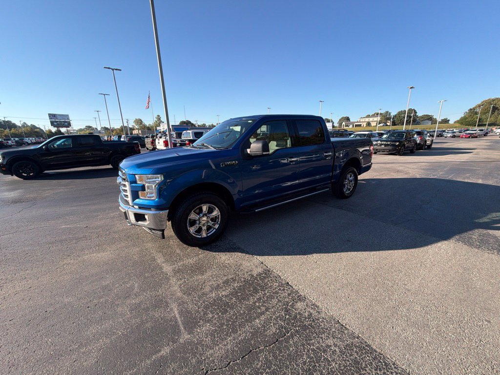 Used 2017 Ford F150 XLT w/ Equipment Group 301A Mid AWD/4WD image 7