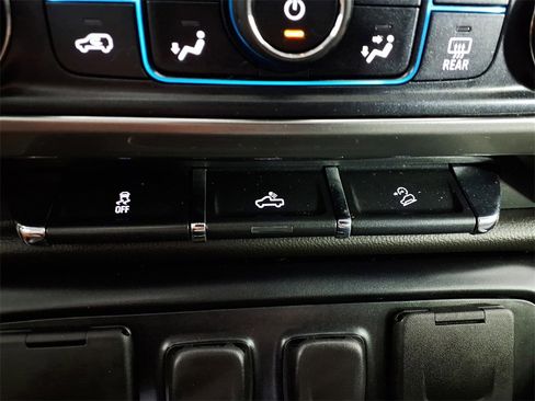 Used 2015 Chevrolet Silverado 1500 LTZ Z71 image 23