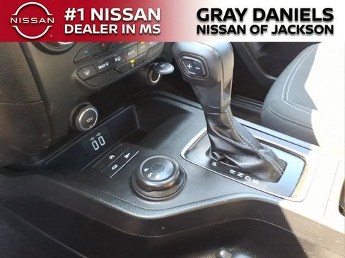 Used 2021 Ford Ranger XLT image 18