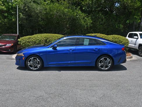 Used 2022 Kia K5 EX w/ EX Premium Package FWD image 2