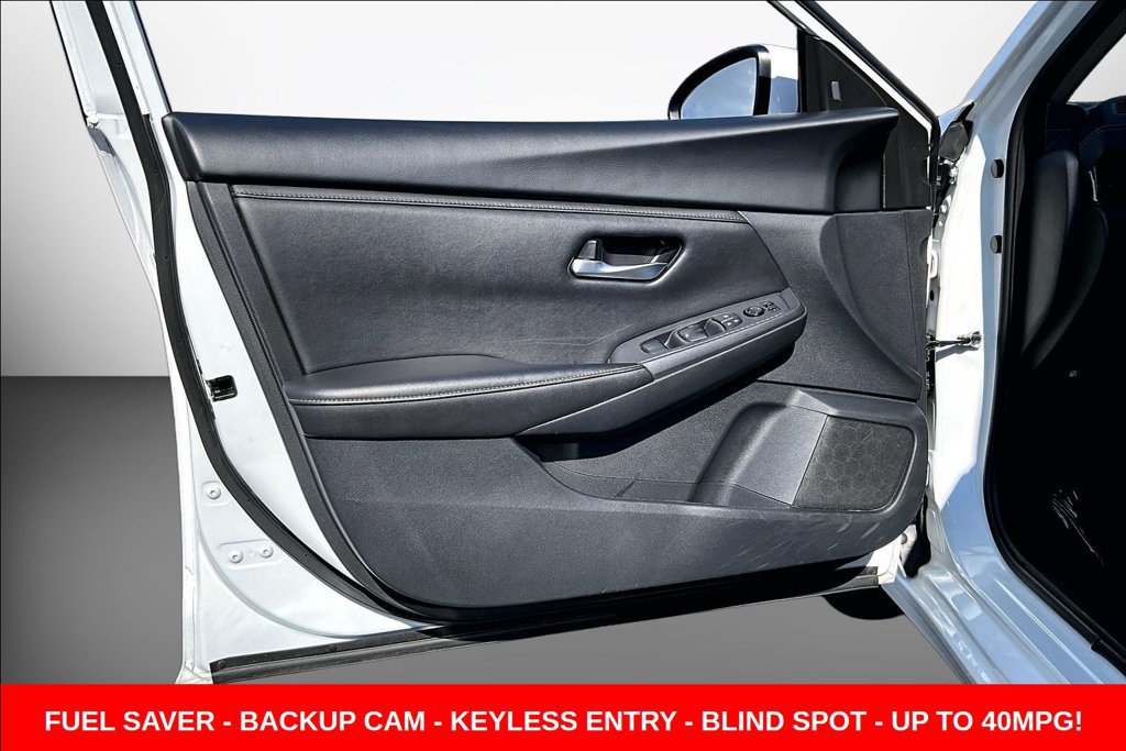 Used 2024 Nissan Sentra SV FWD image 23