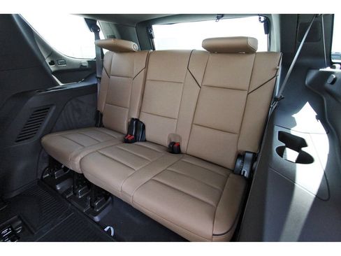 New 2026 Cadillac Escalade Luxury w/ Touring Package AWD/4WD image 13