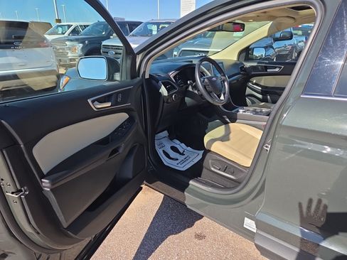 Certified 2023 Ford Edge SEL w/ Convenience Package AWD/4WD image 22