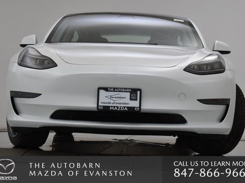 Used 2023 Tesla Model 3 Standard Range image 5