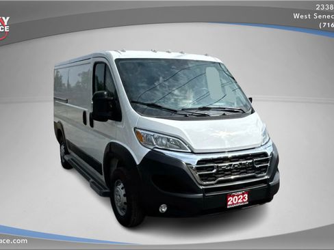 Used 2023 RAM ProMaster 2500 image 3