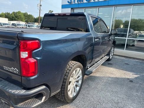 Used 2021 Chevrolet Silverado 1500 High Country w/ Technology Package AWD/4WD image 7